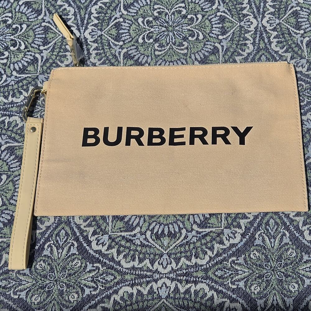 Burberry Beige Pouch Designer Wristlet NWOT